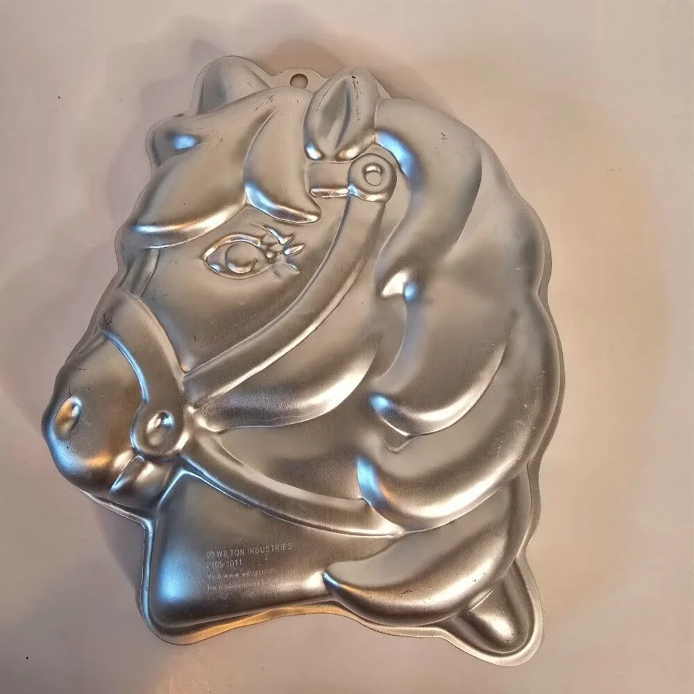 Wilton Party Pony Birthday Cake Baking Pan 2105-1011